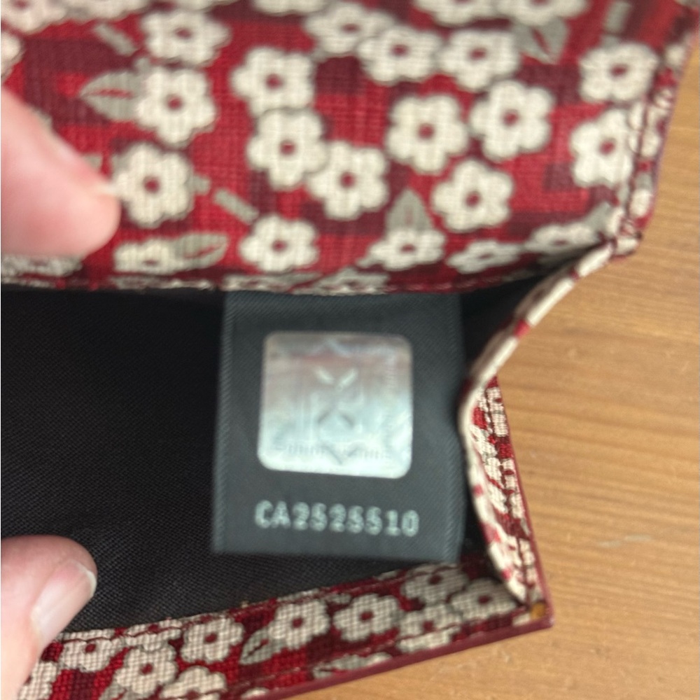 Fendi Red and Black Iconic Monogram Wallet - Picture 5 of 7